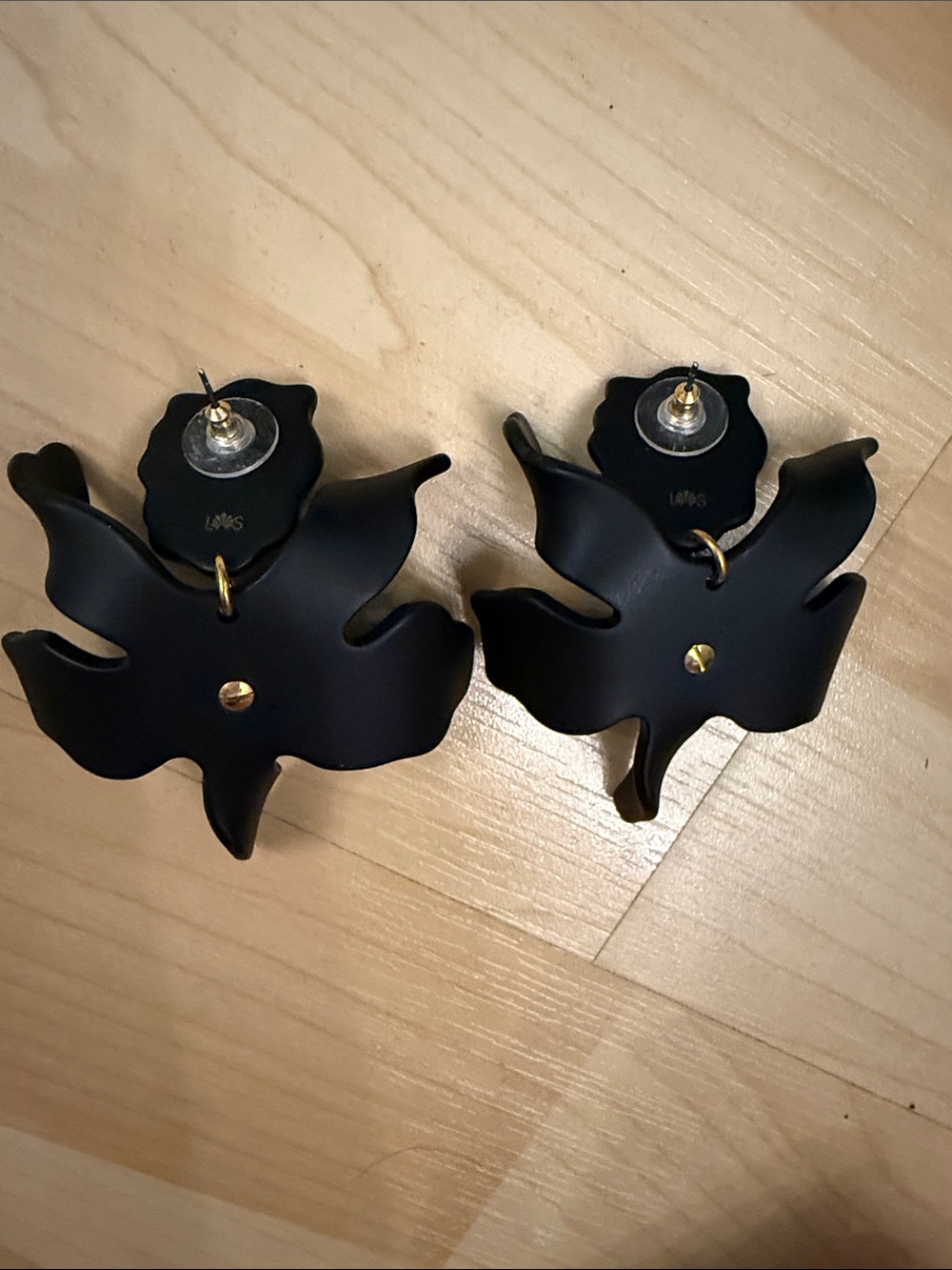 Lele Sadoughi Large Crystal Lily Pierced Earrings Matte Jet Black NWOT - Picture 5 of 5